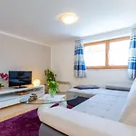 Apartment With Mountain View Piesendorf