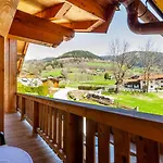 Apartment With Mountain View Apartment *